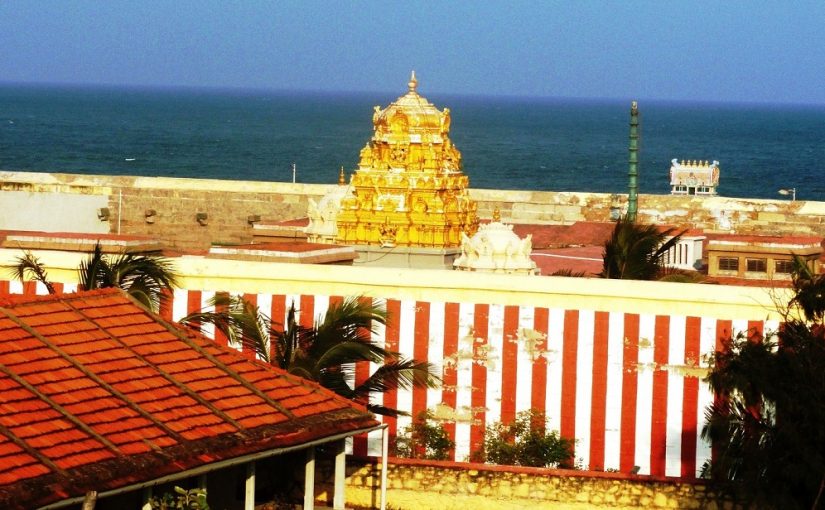 Tourist boat for Kanyakumari temple - YouTube